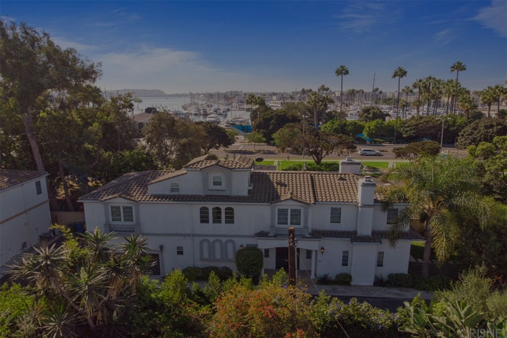 Waterfront Homes